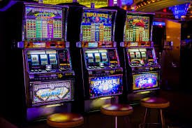 Slot online và nổ hũ tại 13wi Việt Nam